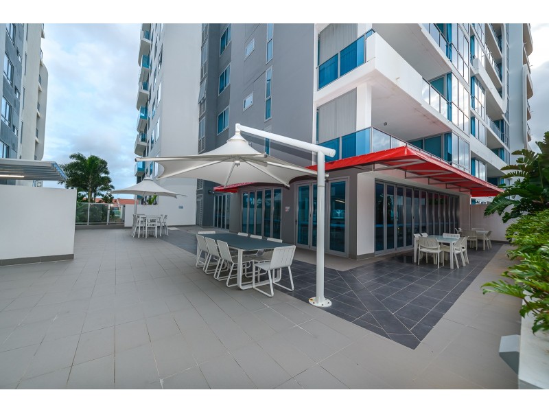 706/19 Imperial Parade, Labrador QLD 4215