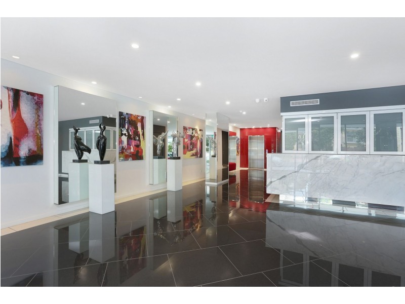 706/19 Imperial Parade, Labrador QLD 4215