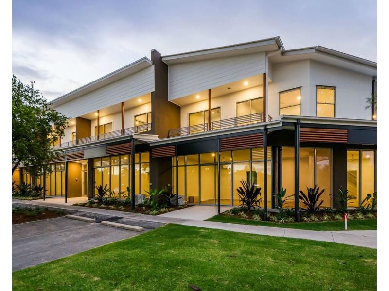 4/3 Michigan Drive, Oxenford QLD 4210
