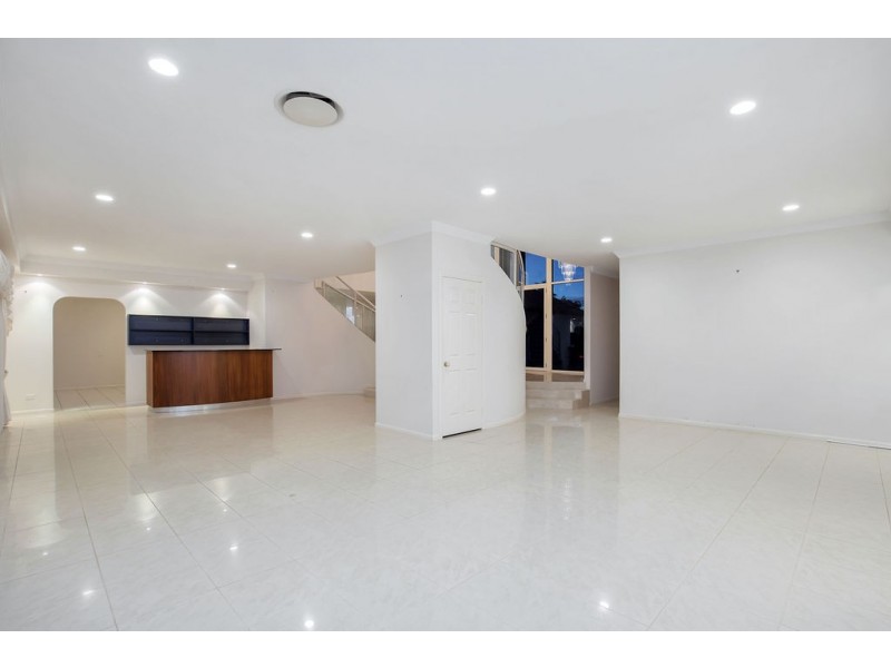 53 Cockleshell Court, Runaway Bay QLD 4216