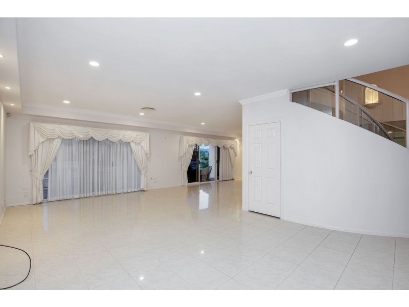 53 Cockleshell Court, Runaway Bay QLD 4216