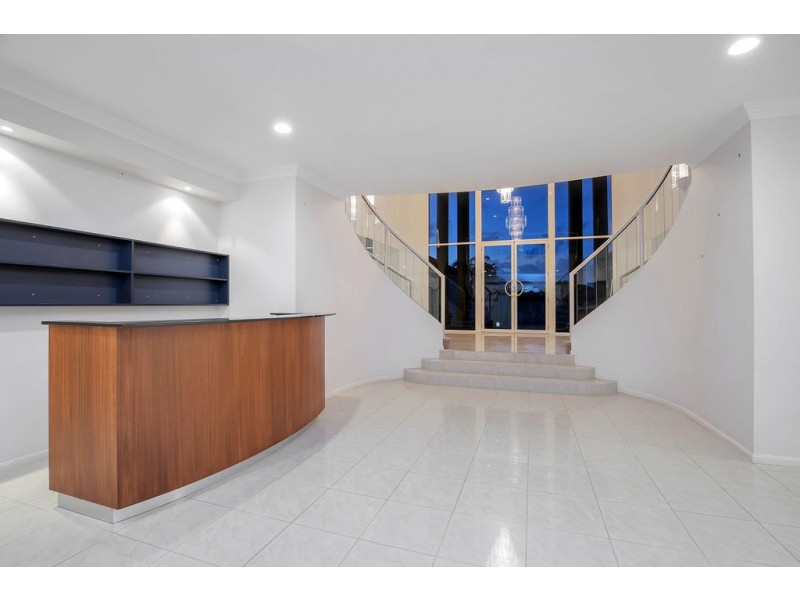 53 Cockleshell Court, Runaway Bay QLD 4216