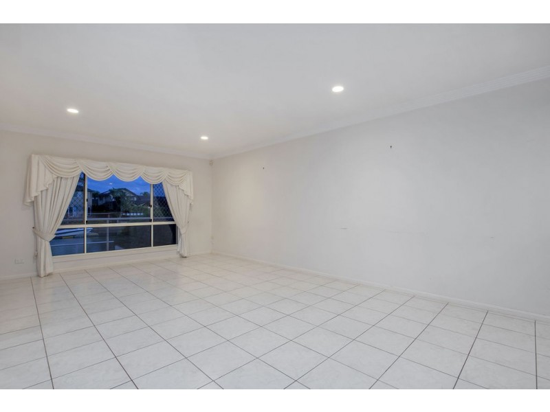 53 Cockleshell Court, Runaway Bay QLD 4216