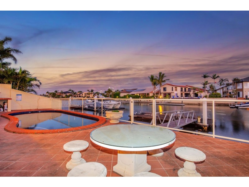 53 Cockleshell Court, Runaway Bay QLD 4216