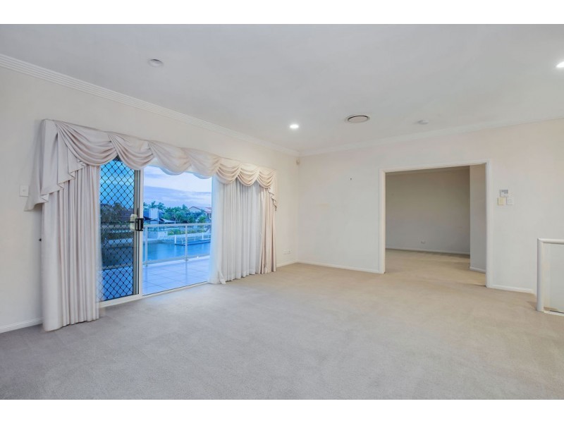 53 Cockleshell Court, Runaway Bay QLD 4216