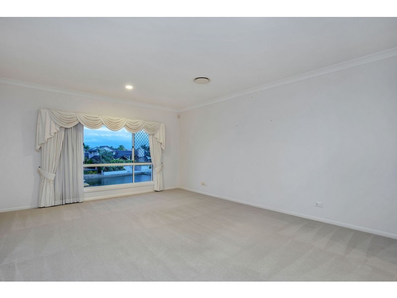 53 Cockleshell Court, Runaway Bay QLD 4216