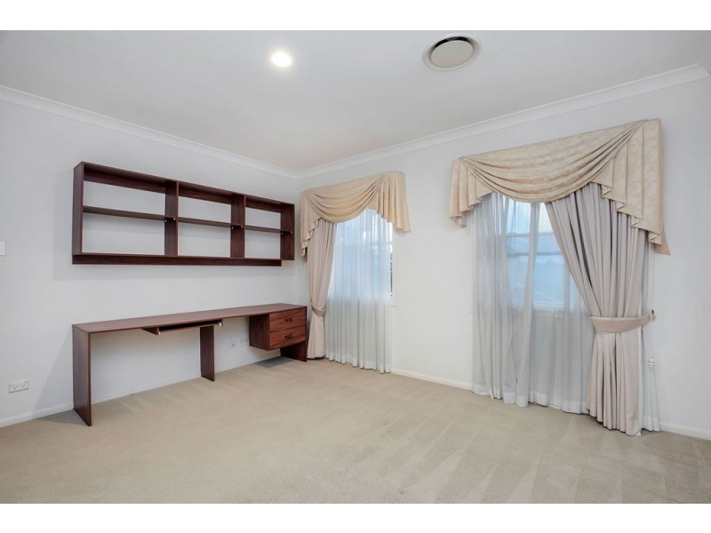 53 Cockleshell Court, Runaway Bay QLD 4216