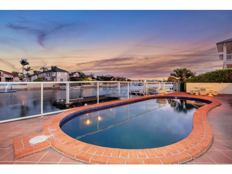 53 Cockleshell Court, Runaway Bay QLD 4216