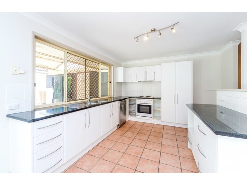 27 Alcott Court, Parkwood QLD 4214