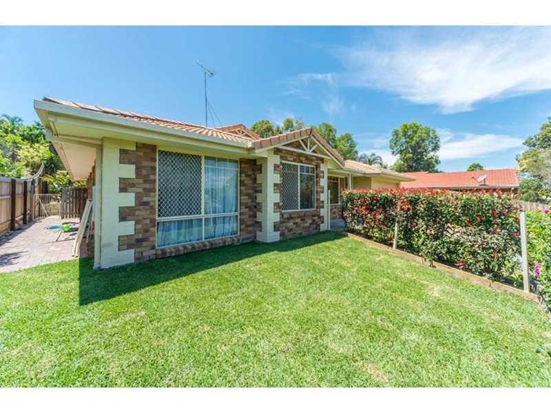 27 Alcott Court, Parkwood QLD 4214