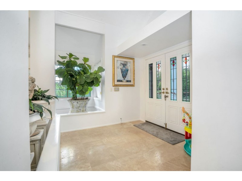 1 Tweed Heads Avenue, Tamborine Mountain QLD 4272