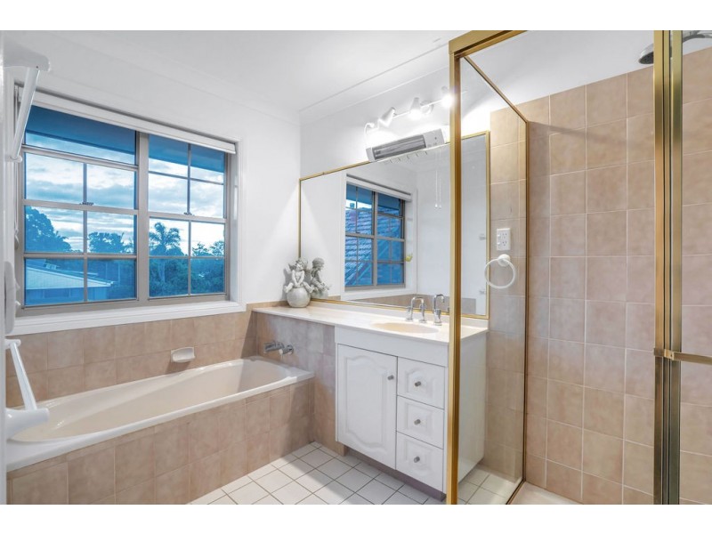 1 Tweed Heads Avenue, Tamborine Mountain QLD 4272