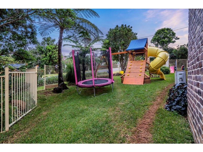 1 Tweed Heads Avenue, Tamborine Mountain QLD 4272