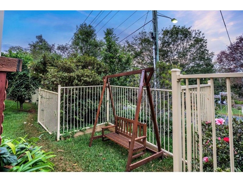 1 Tweed Heads Avenue, Tamborine Mountain QLD 4272