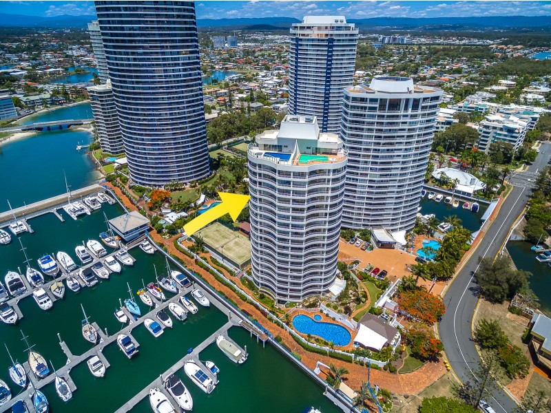 24/19 Oatland Esplanade, Runaway Bay QLD 4216 Platinum Properties