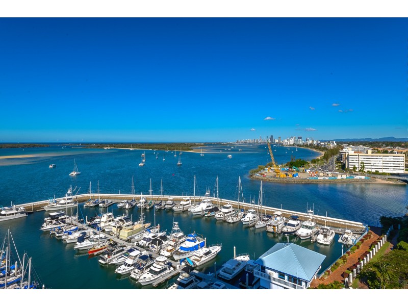 24/19 Oatland Esplanade, Runaway Bay QLD 4216 Platinum Properties