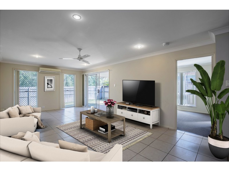 2/36 Merton Drive, Upper Coomera QLD 4209