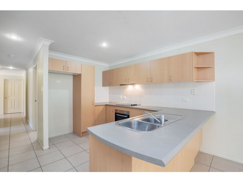 2/36 Merton Drive, Upper Coomera QLD 4209