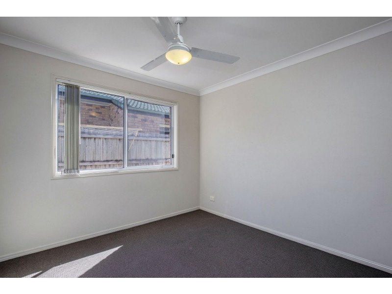 2/36 Merton Drive, Upper Coomera QLD 4209