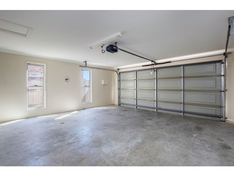 2/36 Merton Drive, Upper Coomera QLD 4209