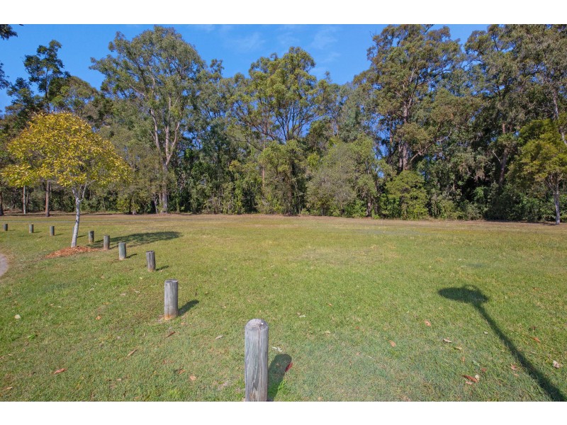 2/36 Merton Drive, Upper Coomera QLD 4209