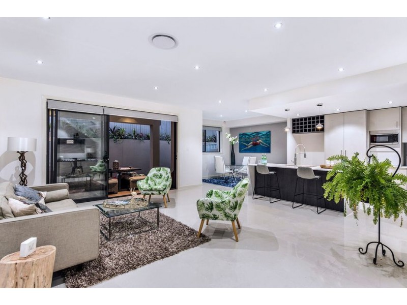 10/206 Cotlew Street, Ashmore QLD 4214