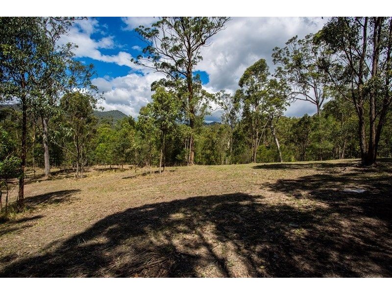 14 Lyminge Court, Bonogin QLD 4213