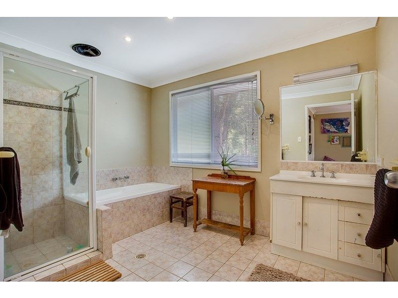 14 Lyminge Court, Bonogin QLD 4213