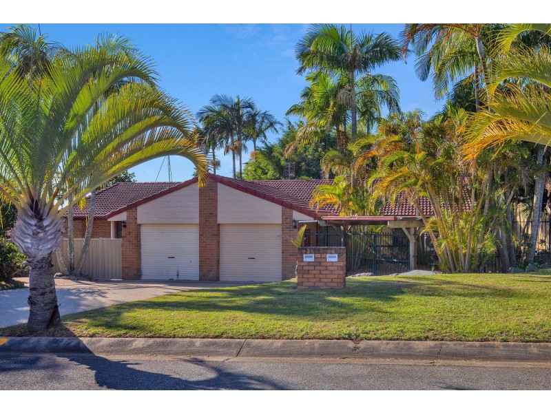 1/2 Callistemon Court, Arundel QLD 4214