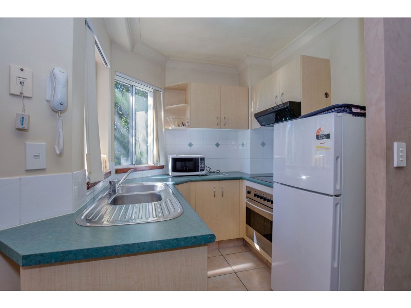 64/150 Marine Parade, Southport QLD 4215