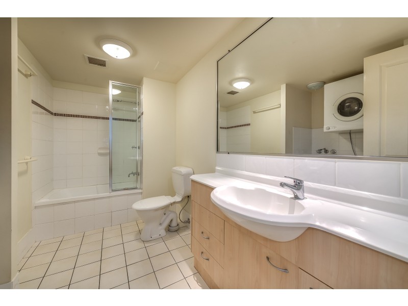 11/132 High Street, Southport QLD 4215