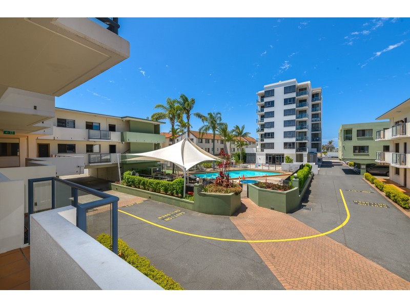 215/132 Marine Parade, Southport QLD 4215