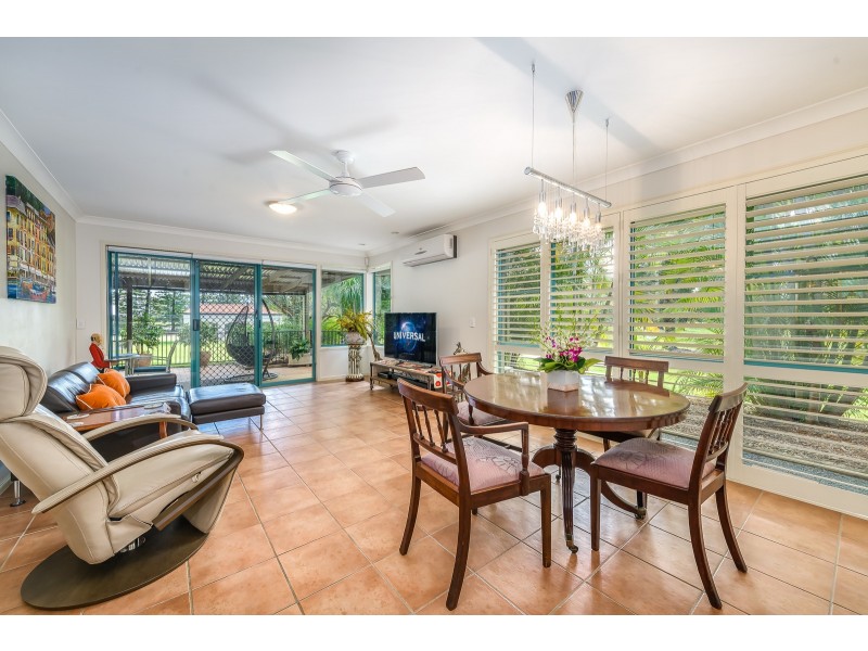 123/19 Santa Barbara Road, Hope Island QLD 4212
