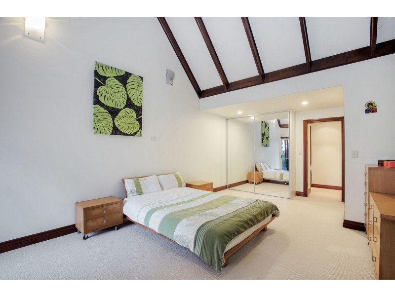 7 Tabor Drive, Tamborine Mountain QLD 4272