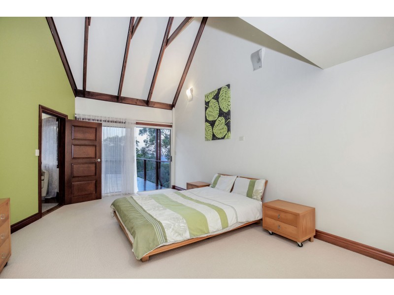 7 Tabor Drive, Tamborine Mountain QLD 4272
