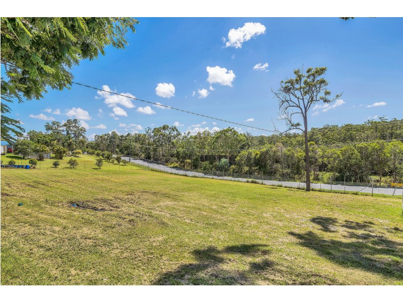 1 Arjuna Way, Gaven QLD 4211