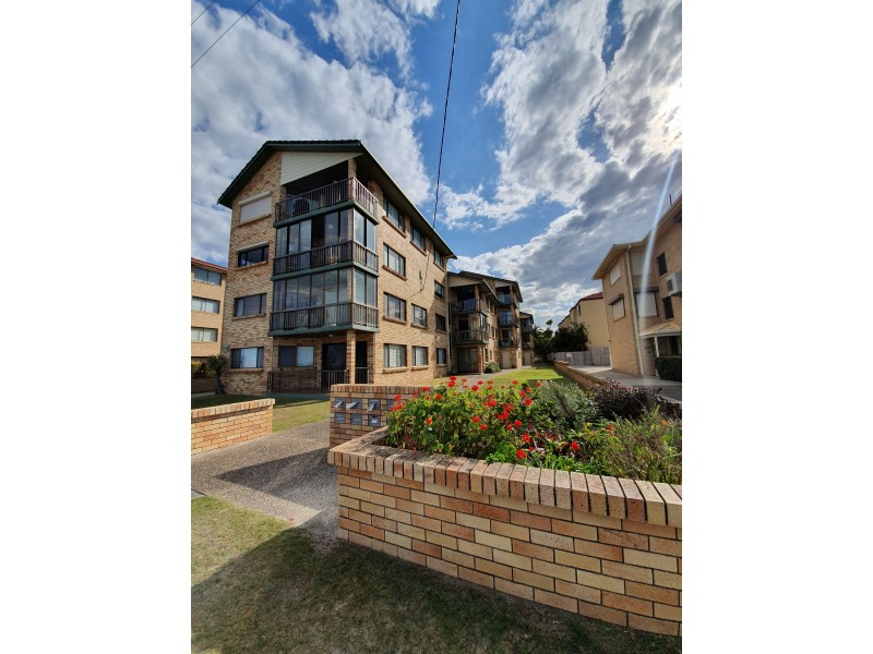 9/252 Marine Parade, Labrador QLD 4215