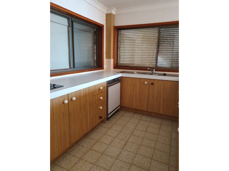 9/252 Marine Parade, Labrador QLD 4215