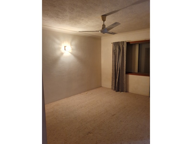 9/252 Marine Parade, Labrador QLD 4215