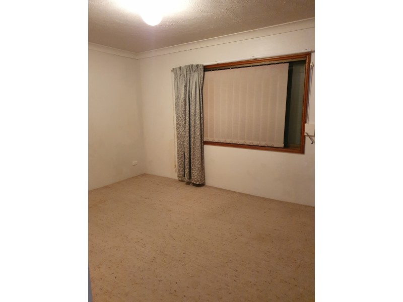 9/252 Marine Parade, Labrador QLD 4215