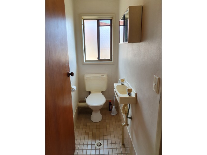 9/252 Marine Parade, Labrador QLD 4215