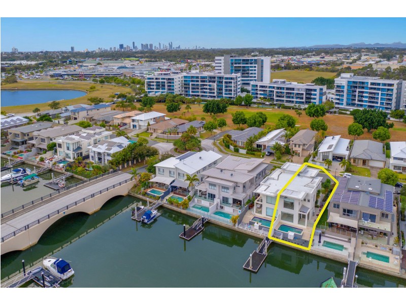 1/19 South Quay Drive, Biggera Waters QLD 4216
