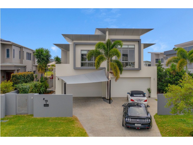 1/19 South Quay Drive, Biggera Waters QLD 4216