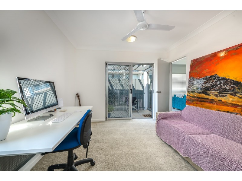 12/18-22 Parker Street, Labrador QLD 4215