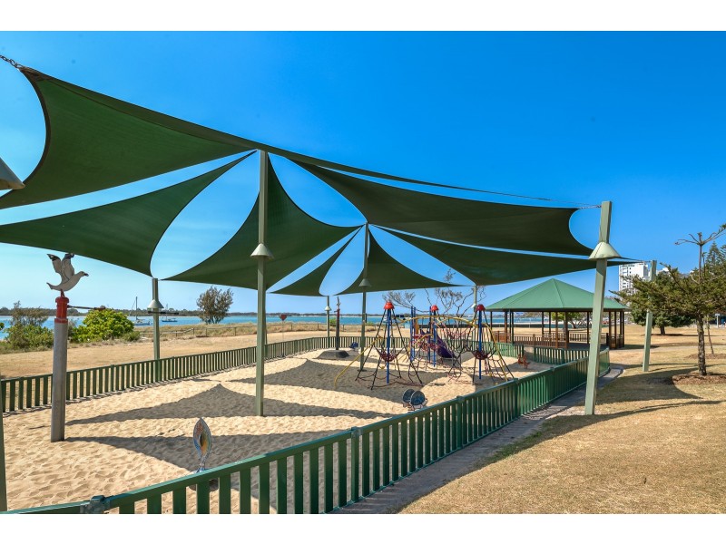 12/18-22 Parker Street, Labrador QLD 4215