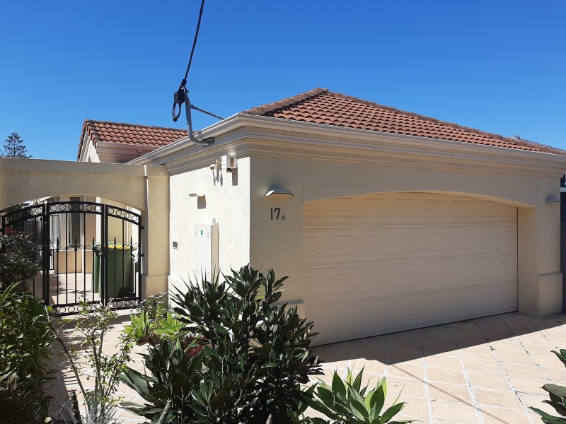 17A Inga Avenue, Surfers Paradise QLD 4217