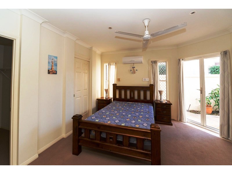 17A Inga Avenue, Surfers Paradise QLD 4217