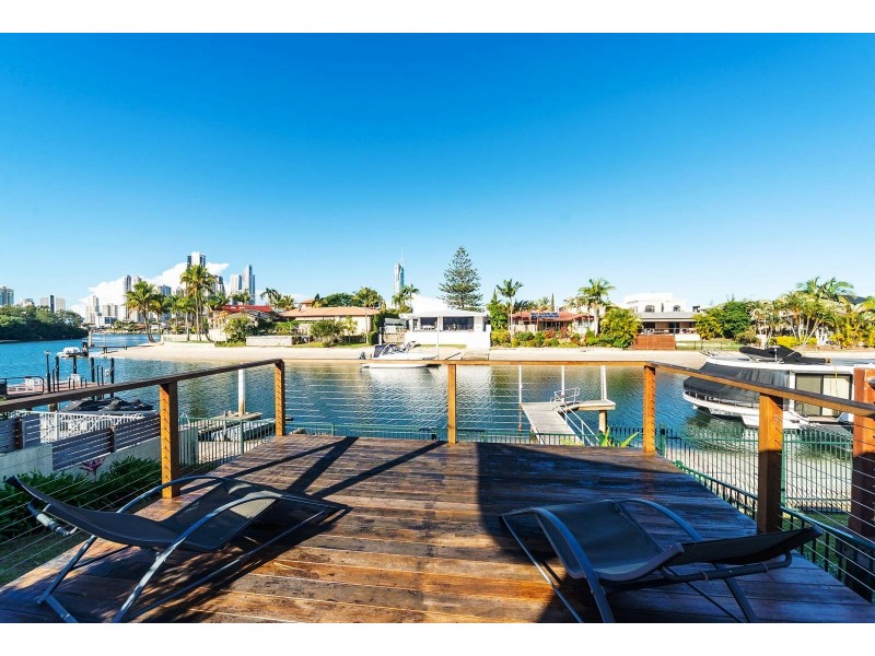 17A Inga Avenue, Surfers Paradise QLD 4217