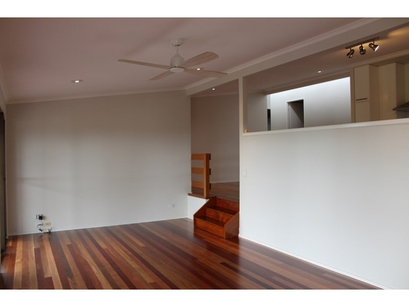 12 Windward Rise, Pacific Pines QLD 4211