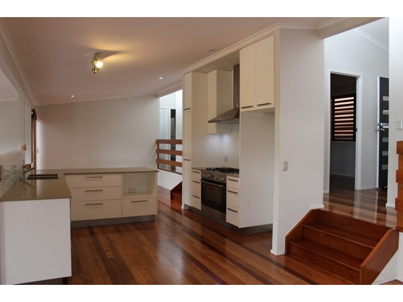 12 Windward Rise, Pacific Pines QLD 4211